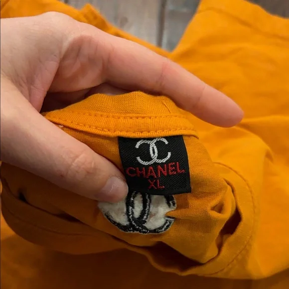 Vintage! Chanel Bold Orange Short Sleeve Tee!! - Picture 3 of 7